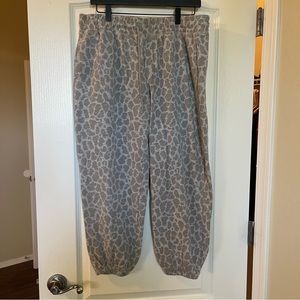 Colsie animal print sweats